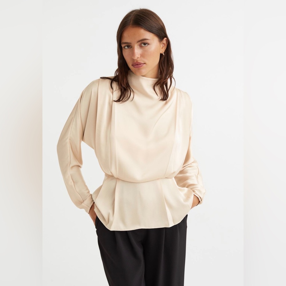 H&M Elegant Beige Blouse